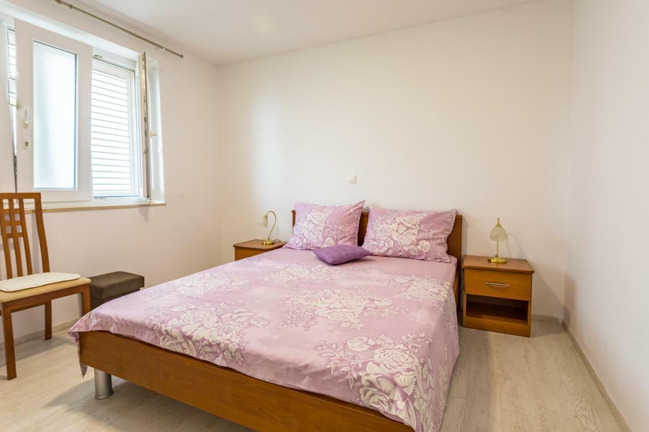 Apartmani Marija Jakir Брела Экстерьер фото